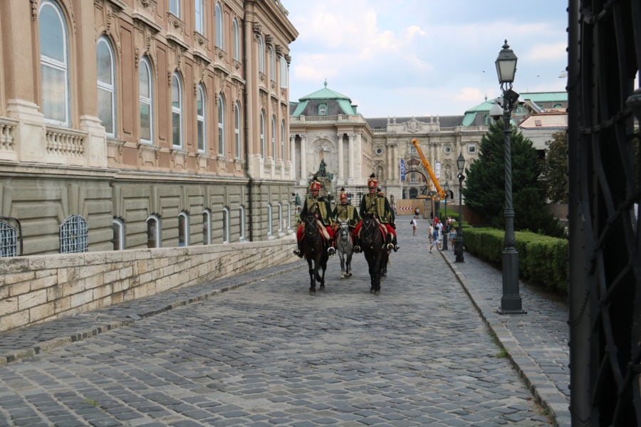image of guards on horseback on day 2 of Budapest Itinerary