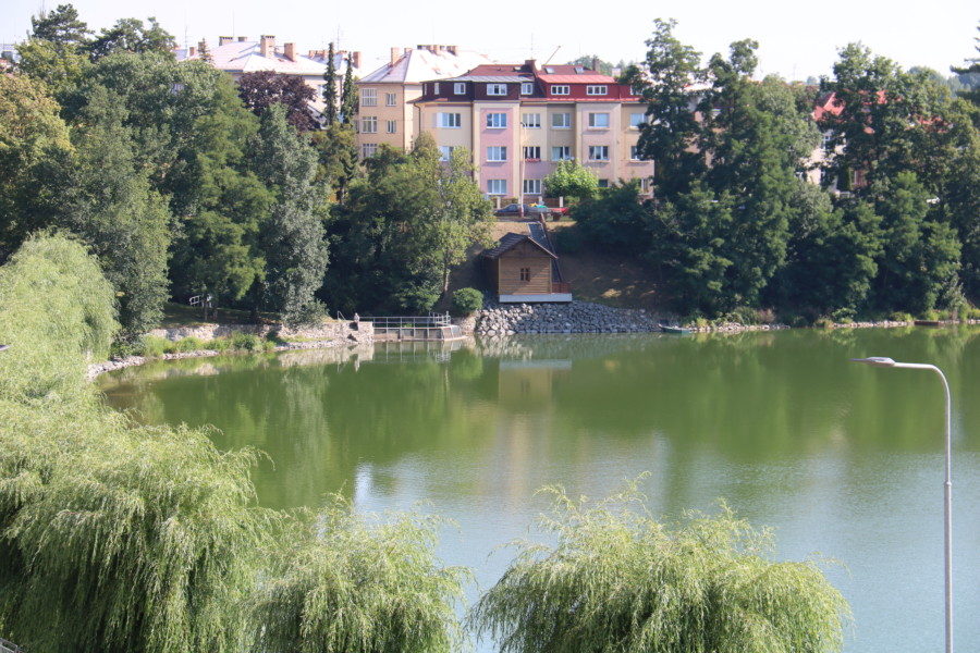 image of river in Tabor with buildings along the side