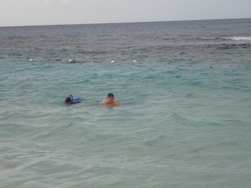 kids snorkeling at jewel runaway bay