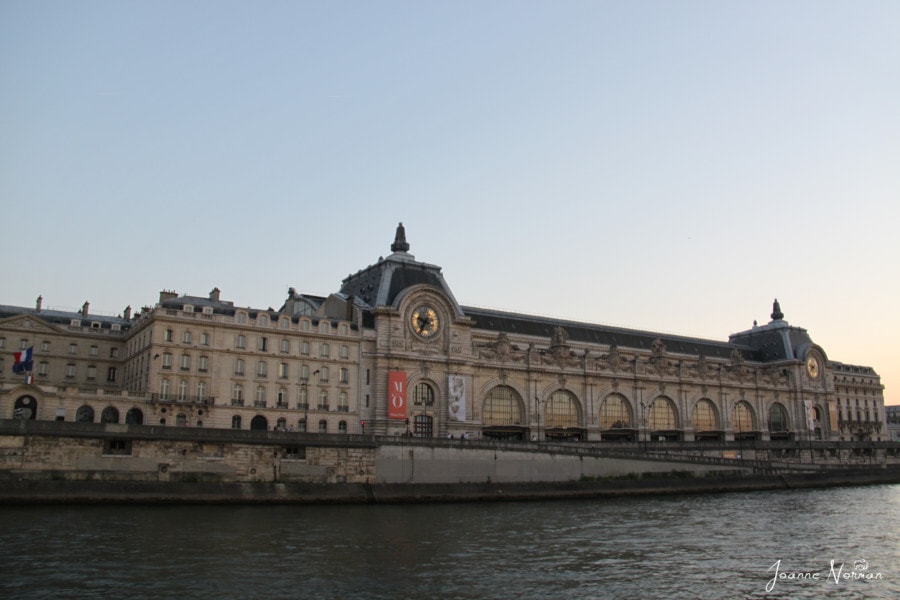 musee d'orsay large stone building  paris holidays