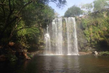 costa rica travel llanos del cortes waterfall